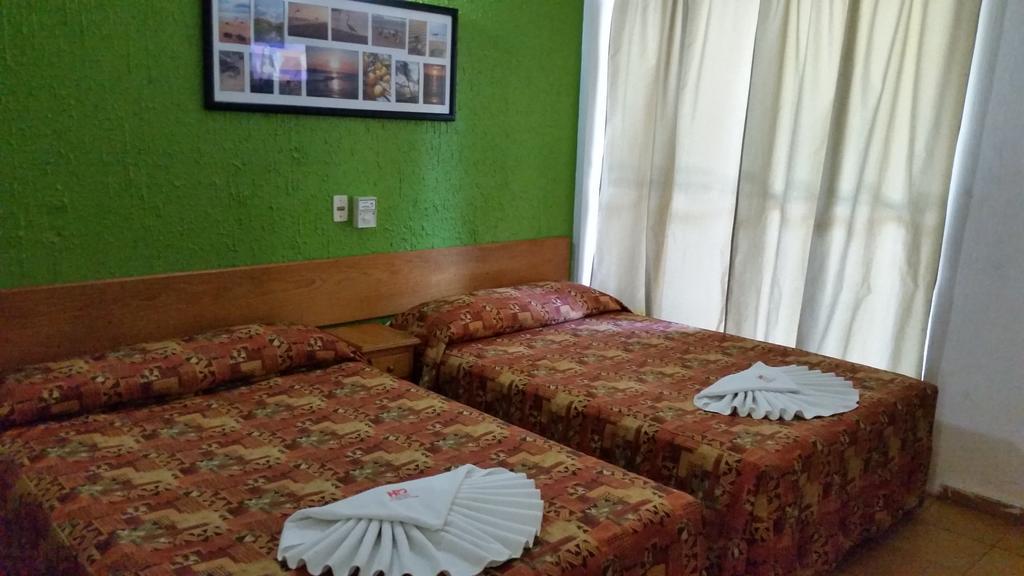 Hotel Delfin Playa Azul Lázaro Cárdenas Exterior foto