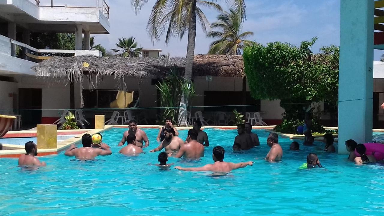 Hotel Delfin Playa Azul Lázaro Cárdenas Exterior foto
