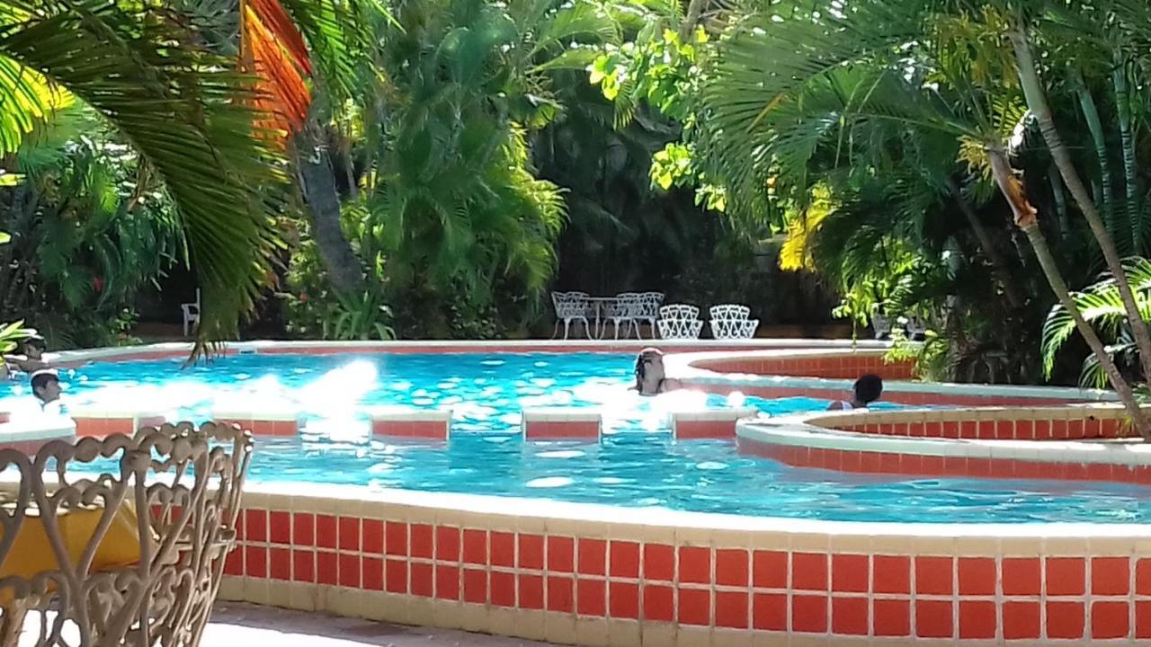 Hotel Delfin Playa Azul Lázaro Cárdenas Exterior foto